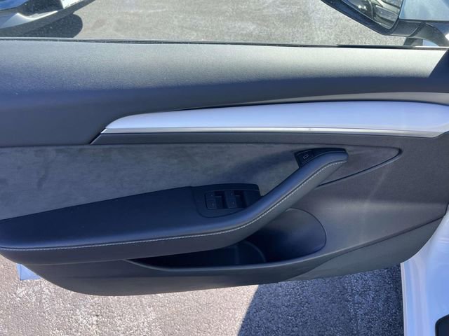 Used 2022 Tesla Model 3 Performance image 16