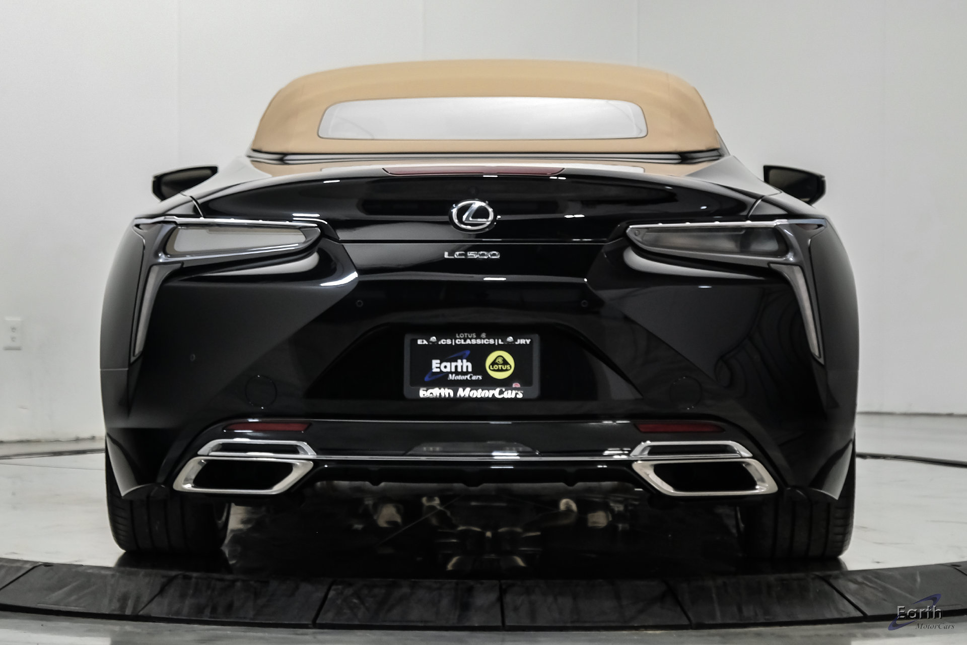 Used 2021 Lexus LC 500 Convertible w/ Touring Package RWD image 17