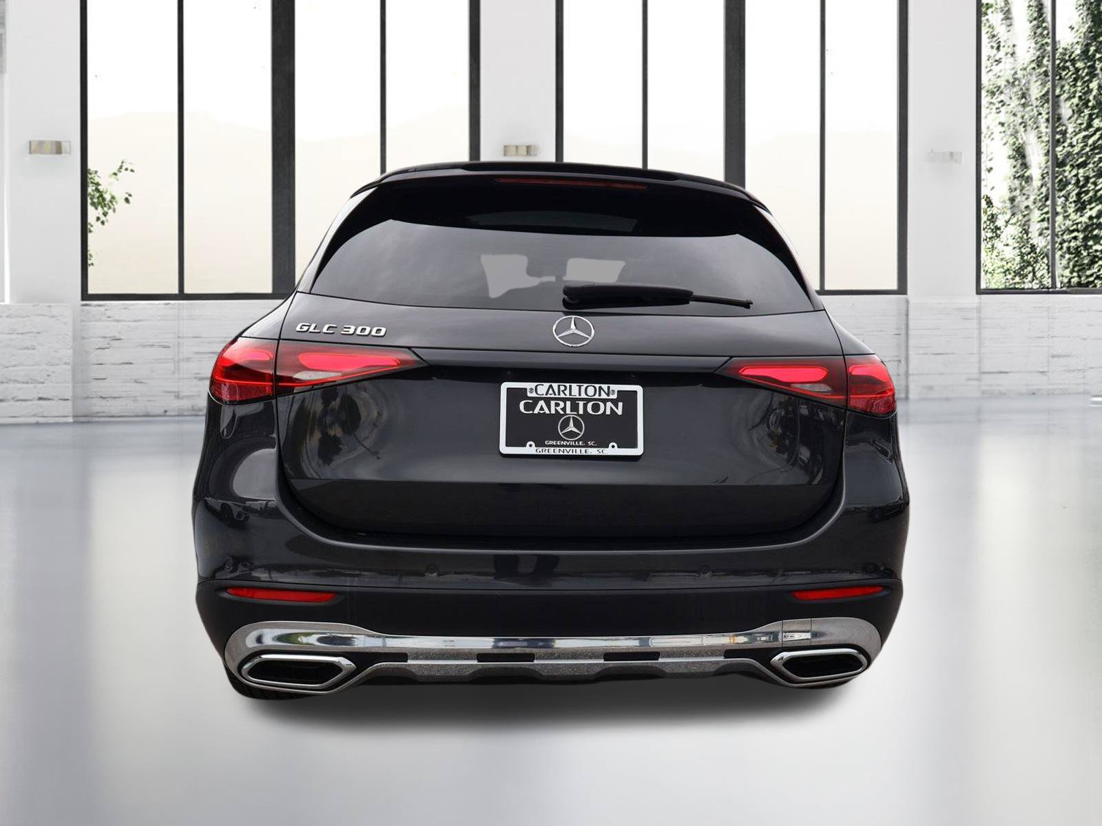 Used 2026 Mercedes-Benz GLC 300 image 4