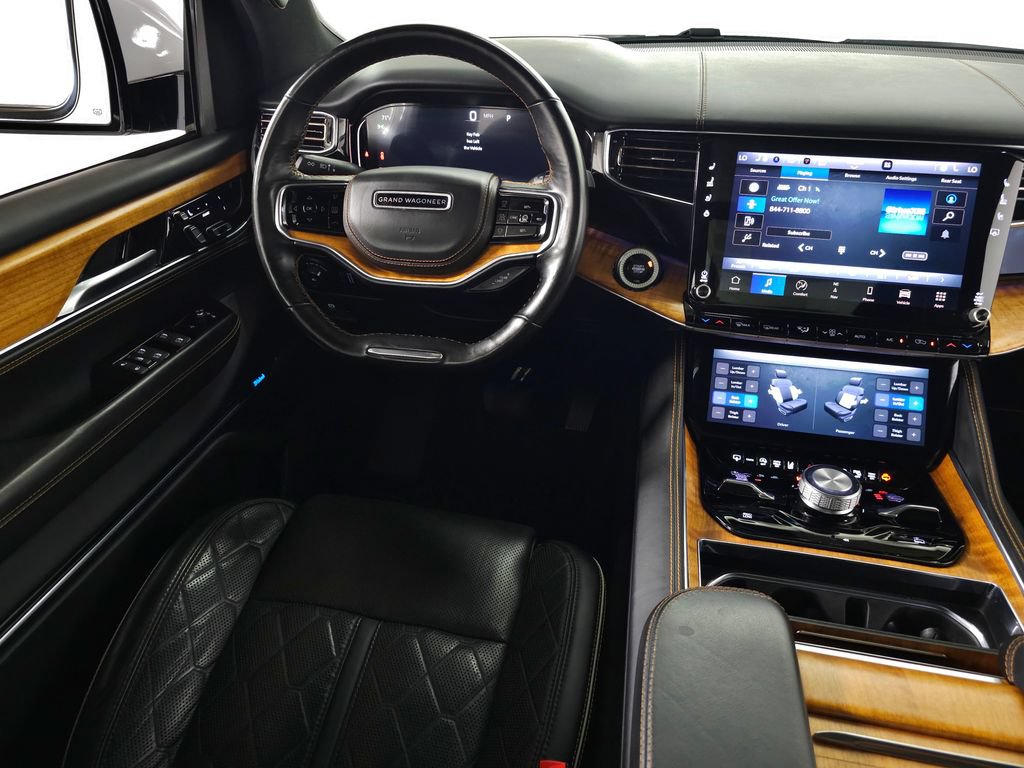 Used 2022 Jeep Grand Wagoneer Series III w/ Rear Seat Video Group 1 AWD/4WD image 24