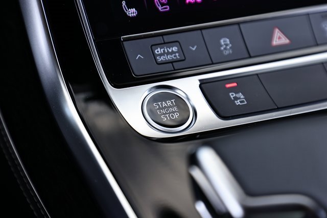 New 2025 Audi Q8 Premium Plus image 39