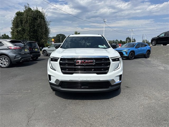 Used 2025 GMC Acadia Elevation image 8