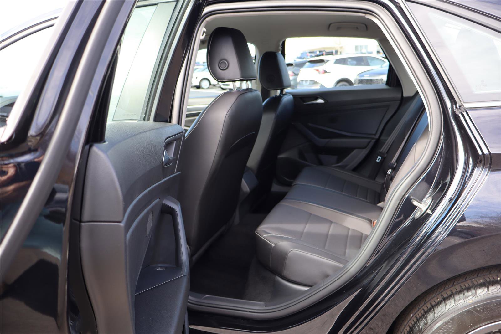 Certified 2023 Volkswagen Jetta SE image 24