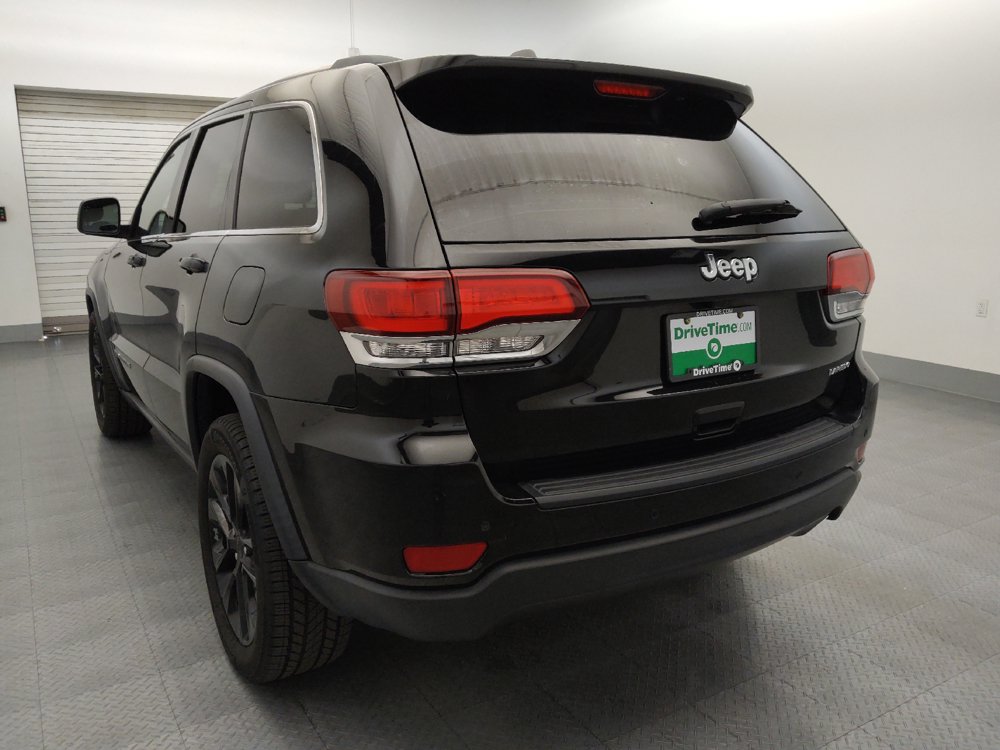Used 2021 Jeep Grand Cherokee Laredo RWD image 5