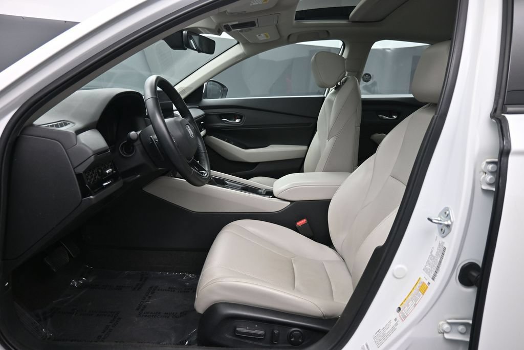 Certified 2024 Honda Accord EX-L image 19