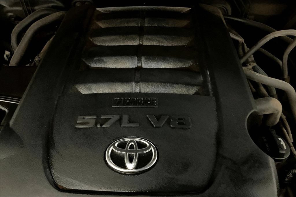 Used 2018 Toyota Tundra Platinum AWD/4WD image 31