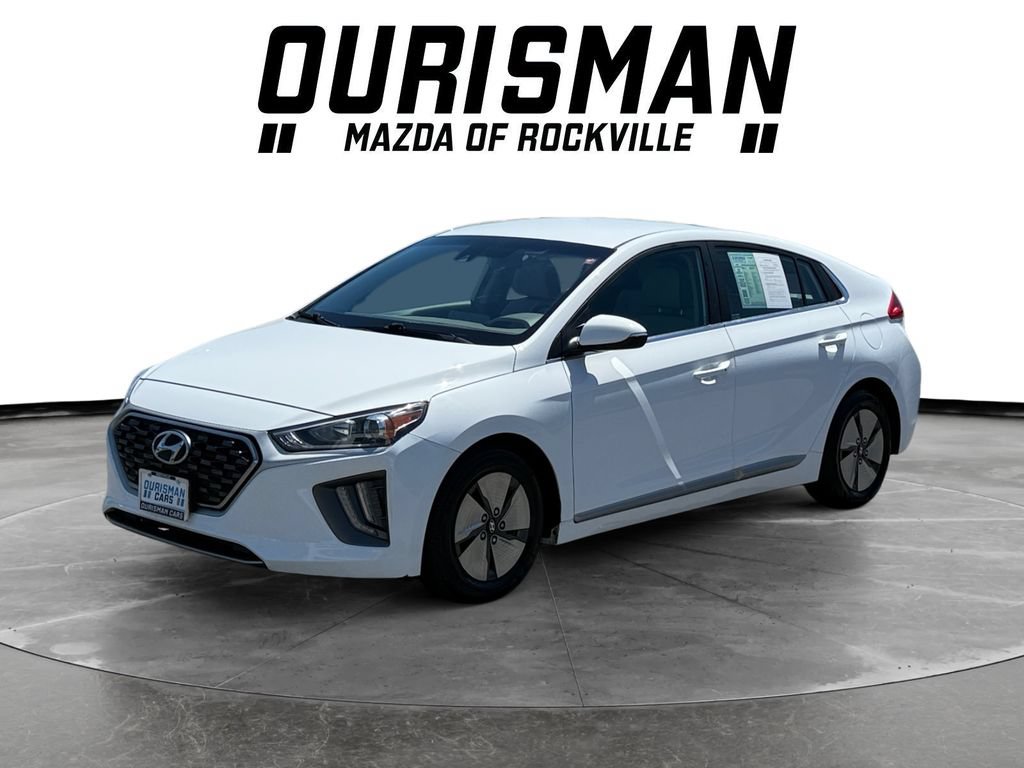 Used 2022 Hyundai Ioniq SE FWD image 2