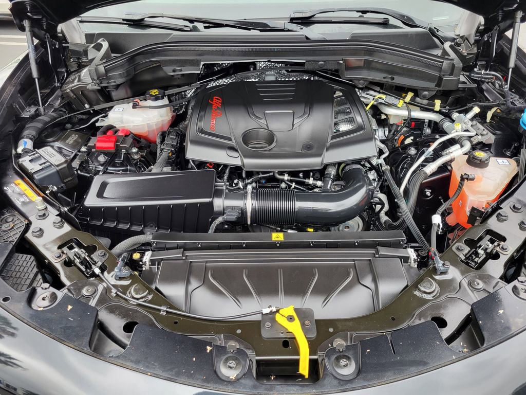 Used 2024 Alfa Romeo Stelvio Sprint image 25