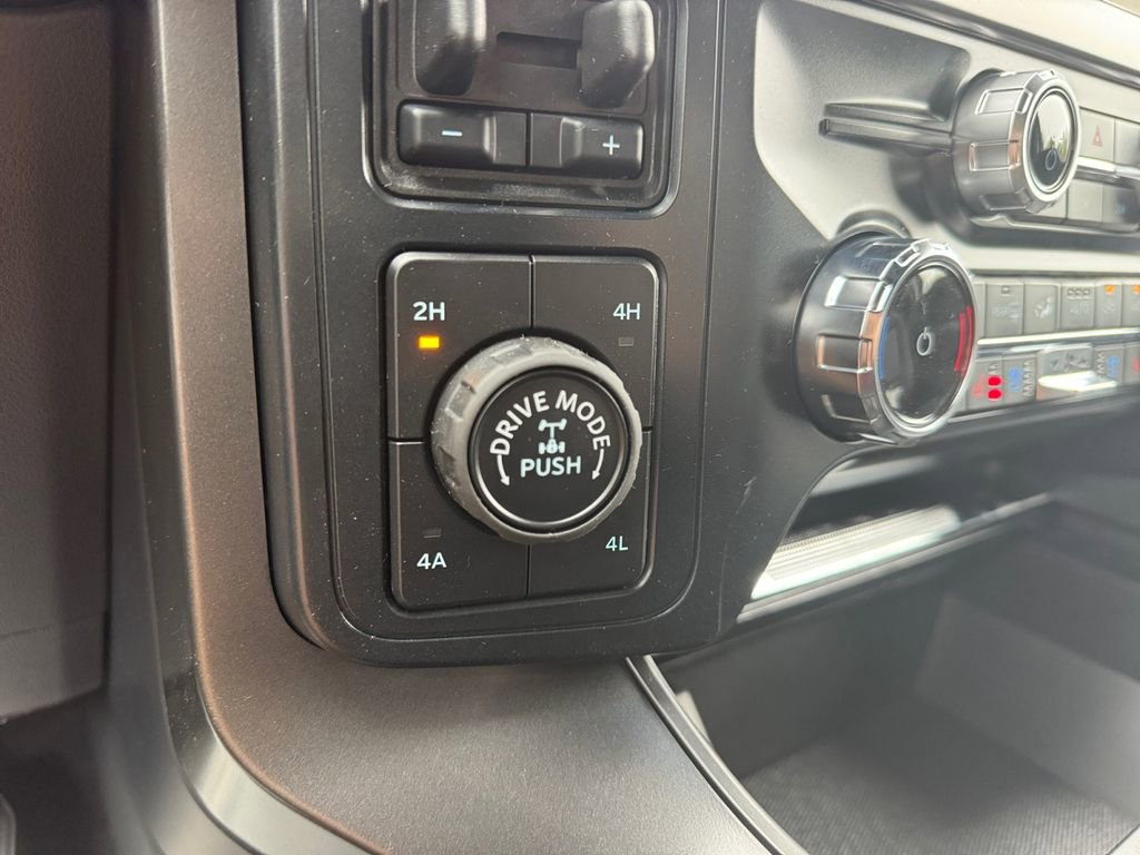 New 2025 Ford F150 Lariat w/ Equipment Group 501A Mid image 37