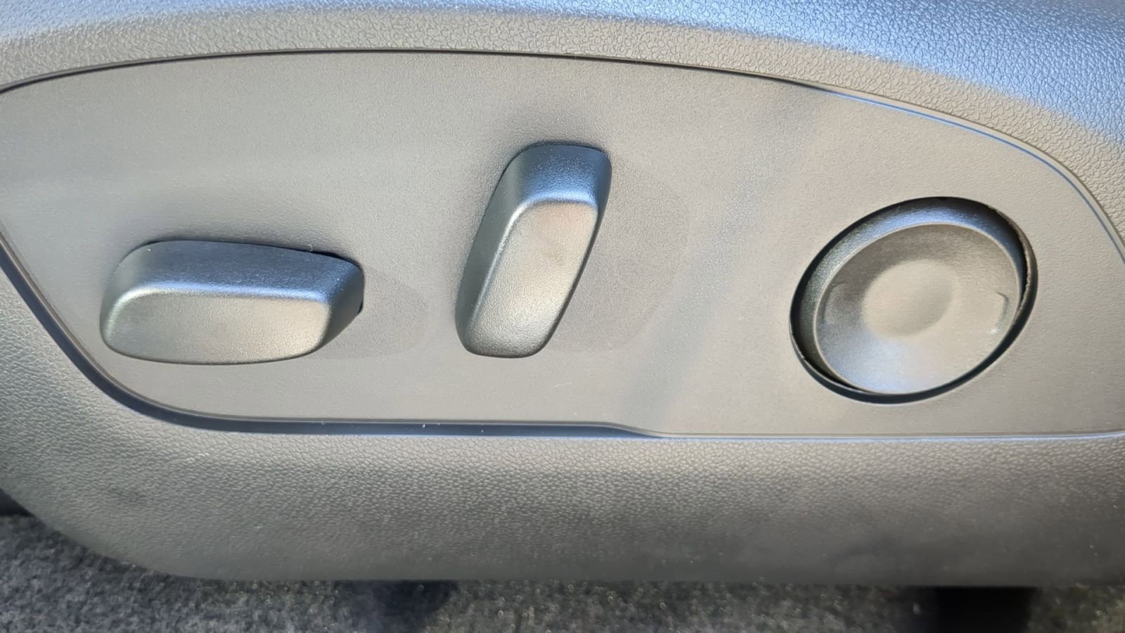 New 2026 GMC Acadia Elevation w/ Elevation Premium Package image 22