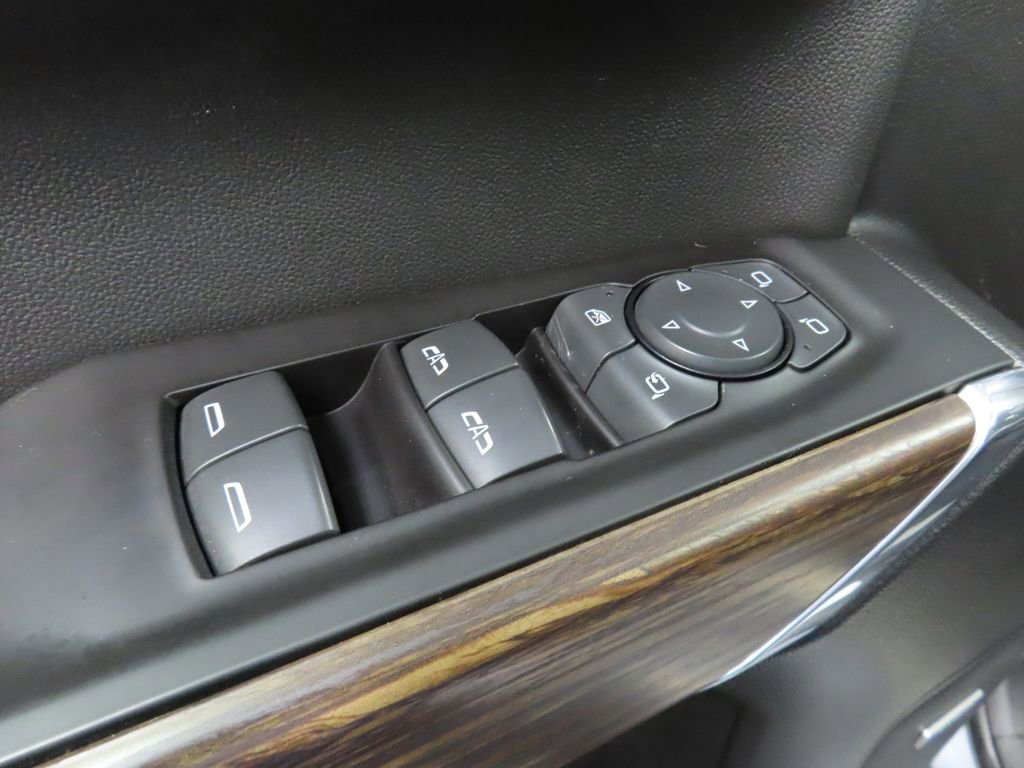 Used 2019 Chevrolet Silverado 1500 High Country w/ High Country Premium Package AWD/4WD image 76