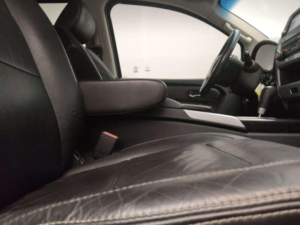 Used 2015 Nissan Titan PRO-4X w/ Pro-4x Luxury Package AWD/4WD image 21