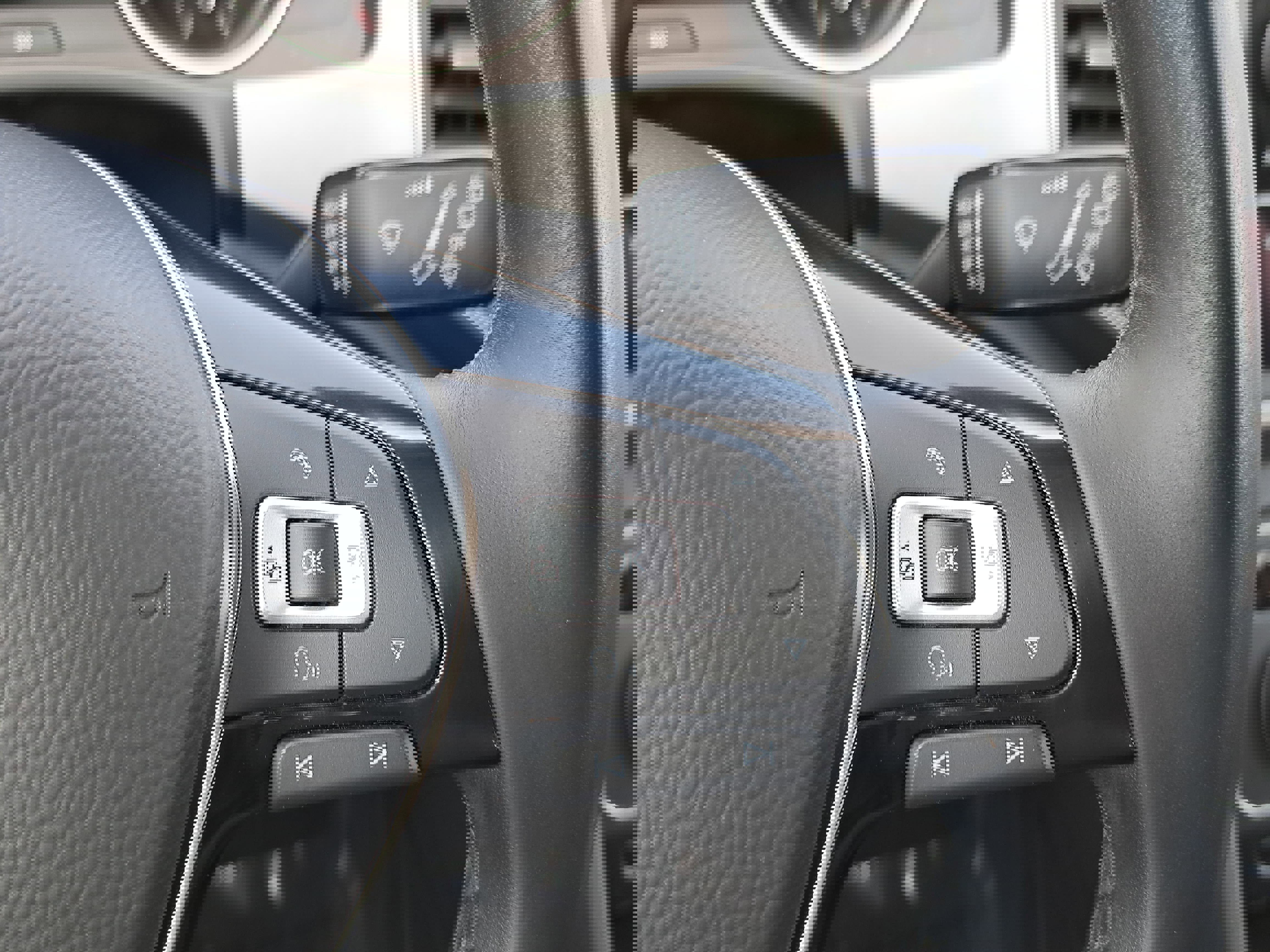 Used 2018 Volkswagen Atlas SE image 18