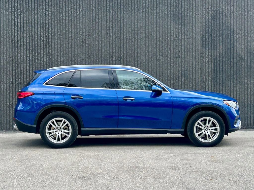 Used 2024 Mercedes-Benz GLC 300 4MATIC image 7