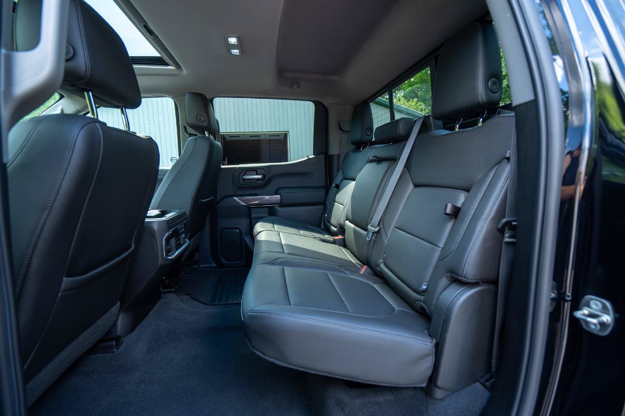 Used 2019 Chevrolet Silverado 1500 LTZ w/ LTZ Plus Package AWD/4WD image 20