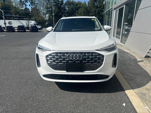 Certified 2025 Audi Q5 Premium AWD/4WD image 33