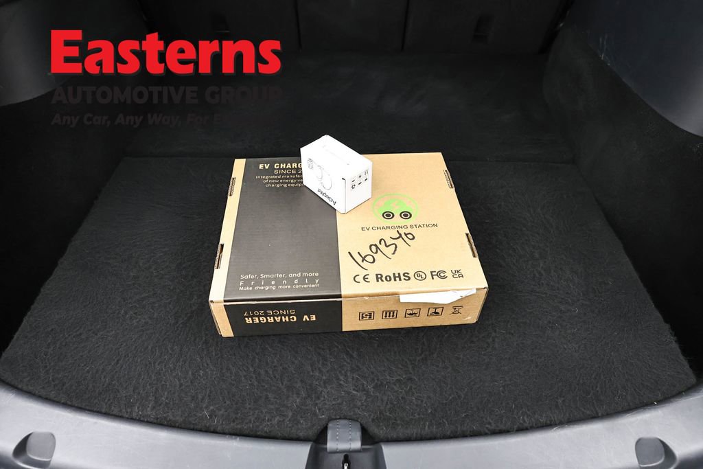 Used 2020 Tesla Model Y Long Range image 8