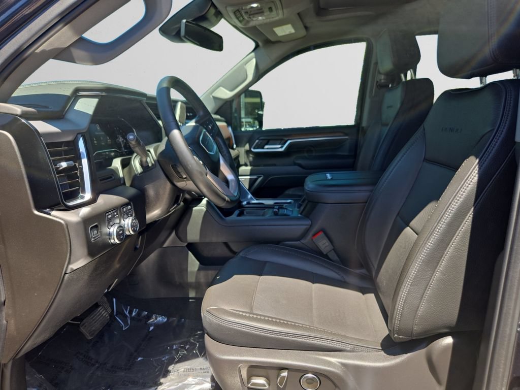 Used 2025 GMC Sierra 2500 Denali w/ Max Trailering Package AWD/4WD image 10