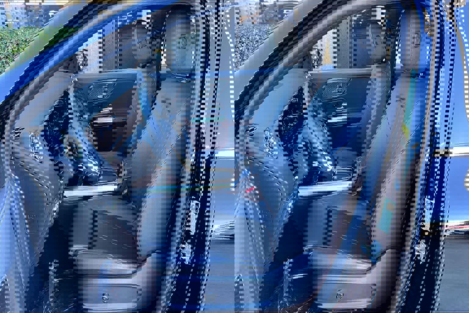 Used 2025 Mercedes-Benz GLA 250 image 7