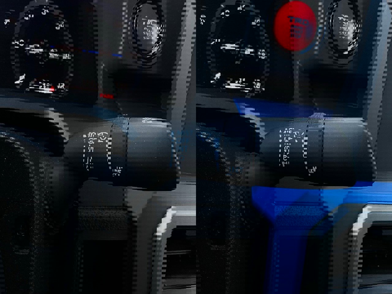 Used 2025 Toyota Tacoma TRD Off-Road image 36