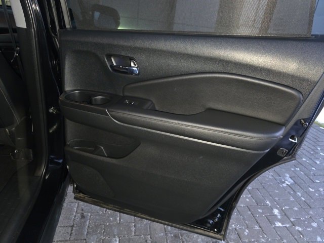 Used 2022 Honda Pilot Touring image 12