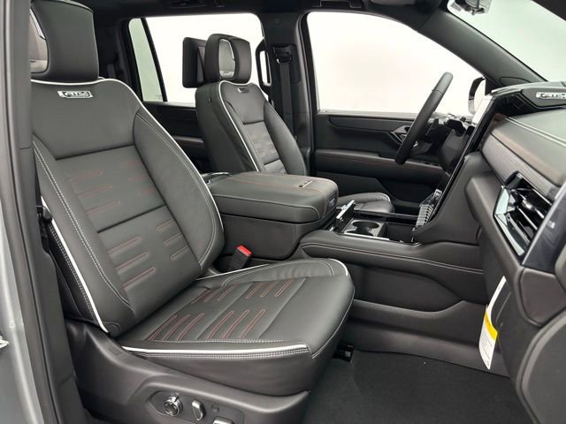 New 2026 GMC Yukon XL AT4 Ultimate AWD/4WD image 39
