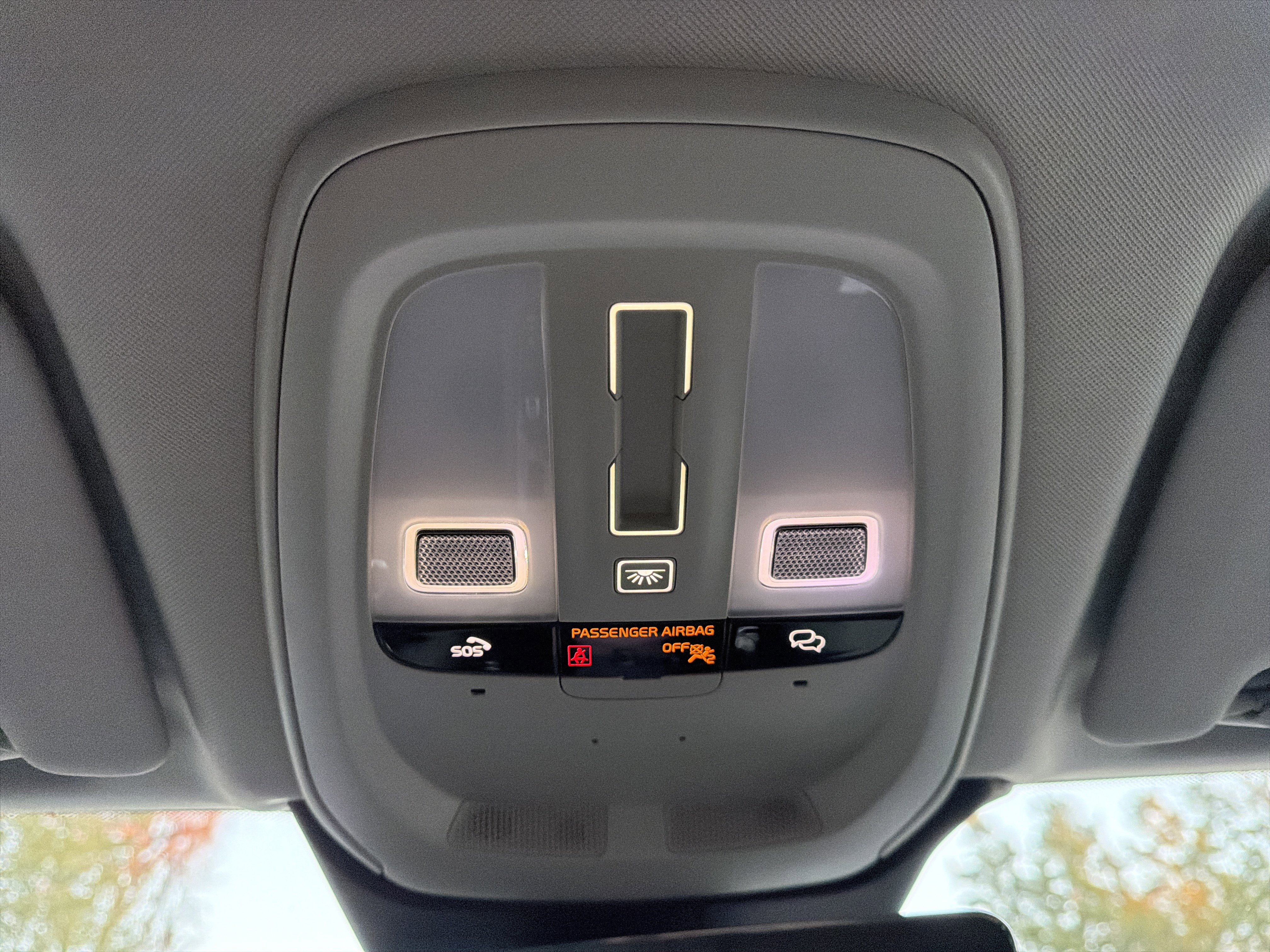 Certified 2025 Volvo XC60 B5 Plus image 29