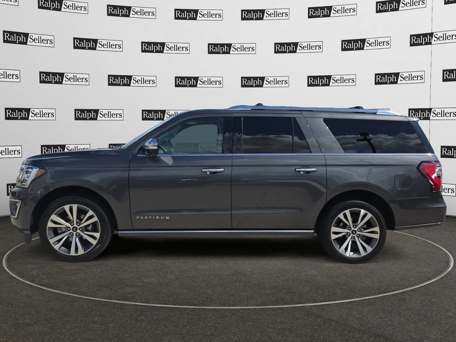 Used 2020 Ford Expedition Max Platinum RWD image 3
