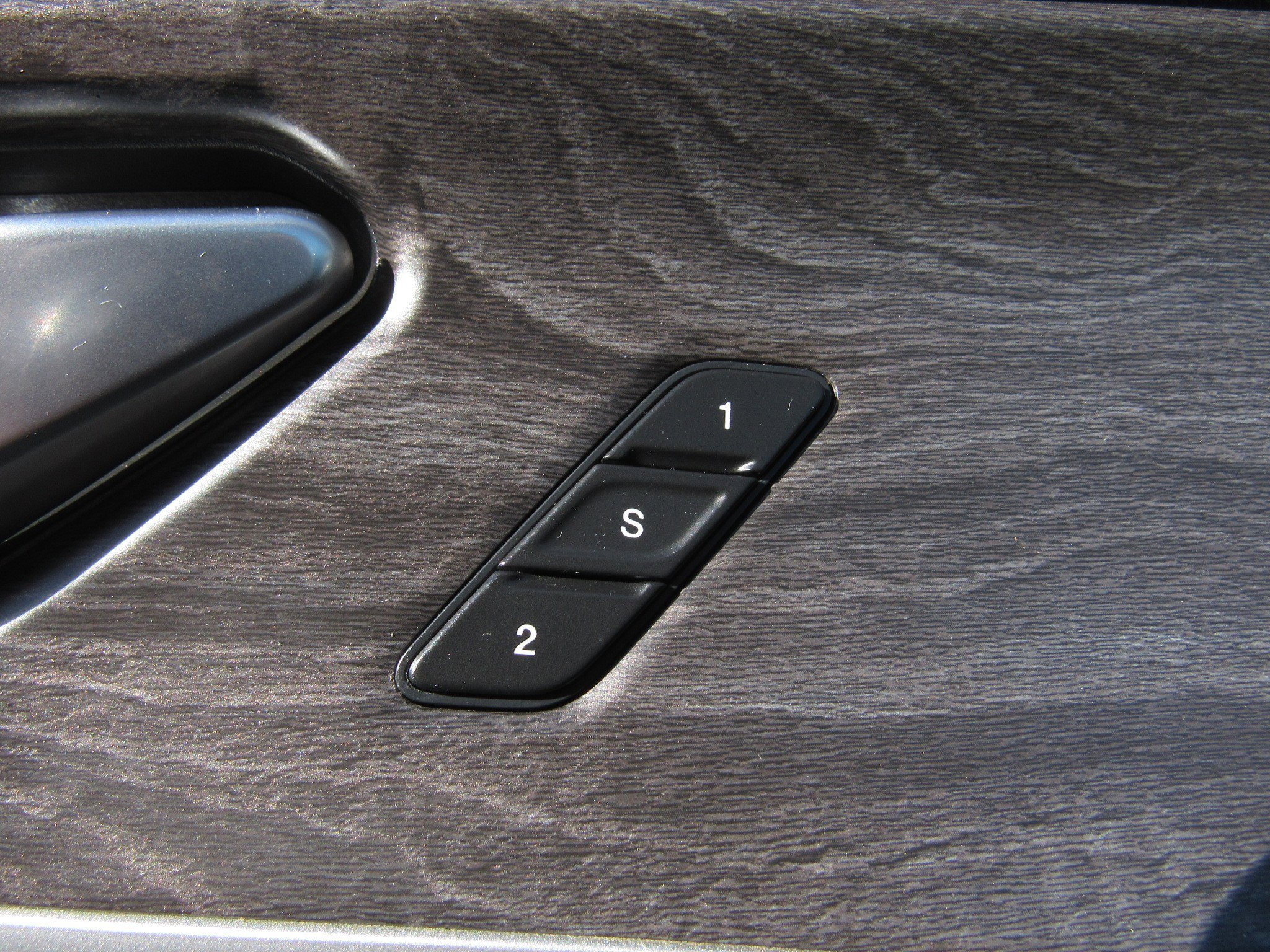 Used 2021 Jeep Grand Cherokee L Limited image 26