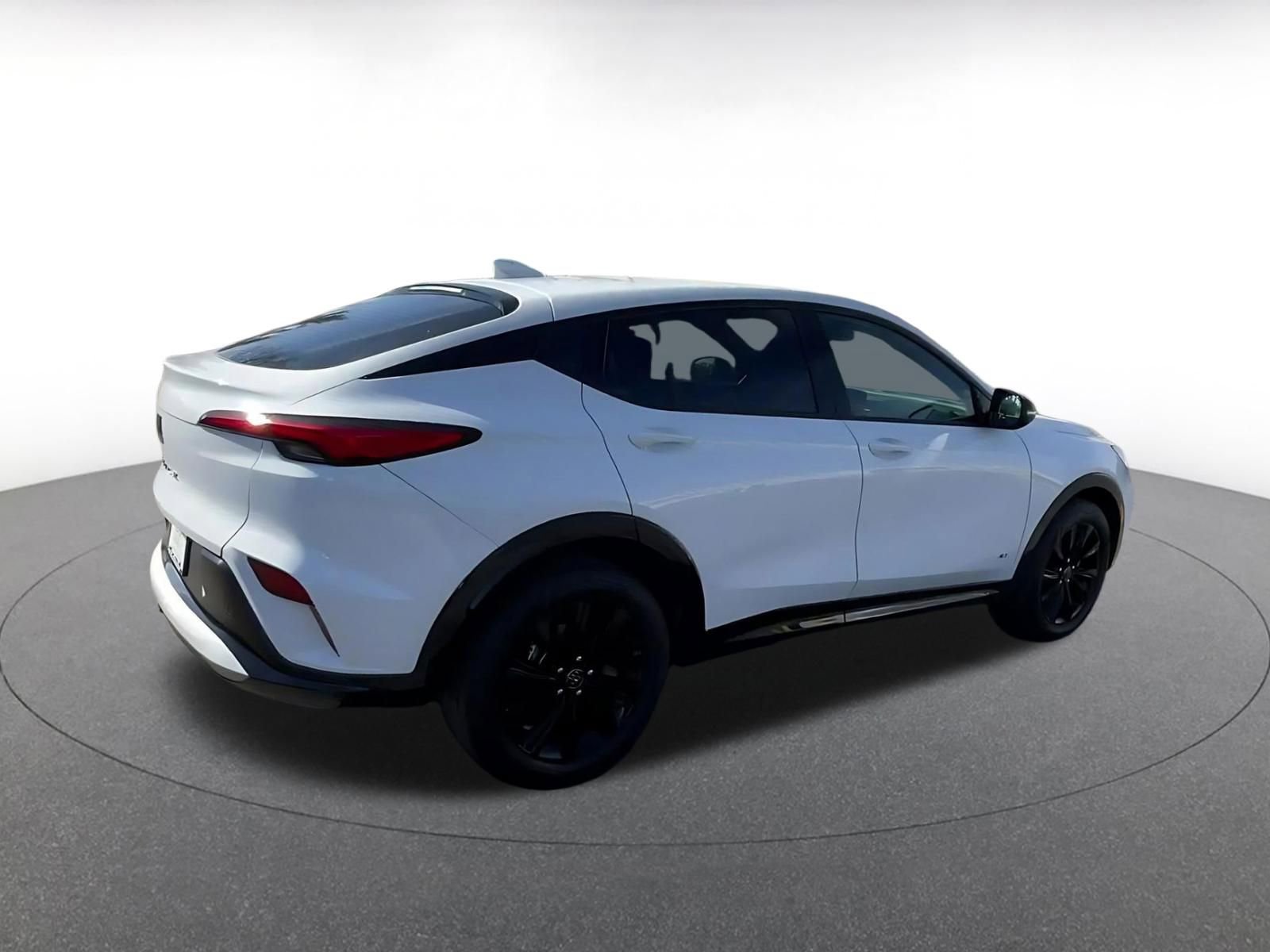 Used 2025 Buick Envista Sport Touring image 15