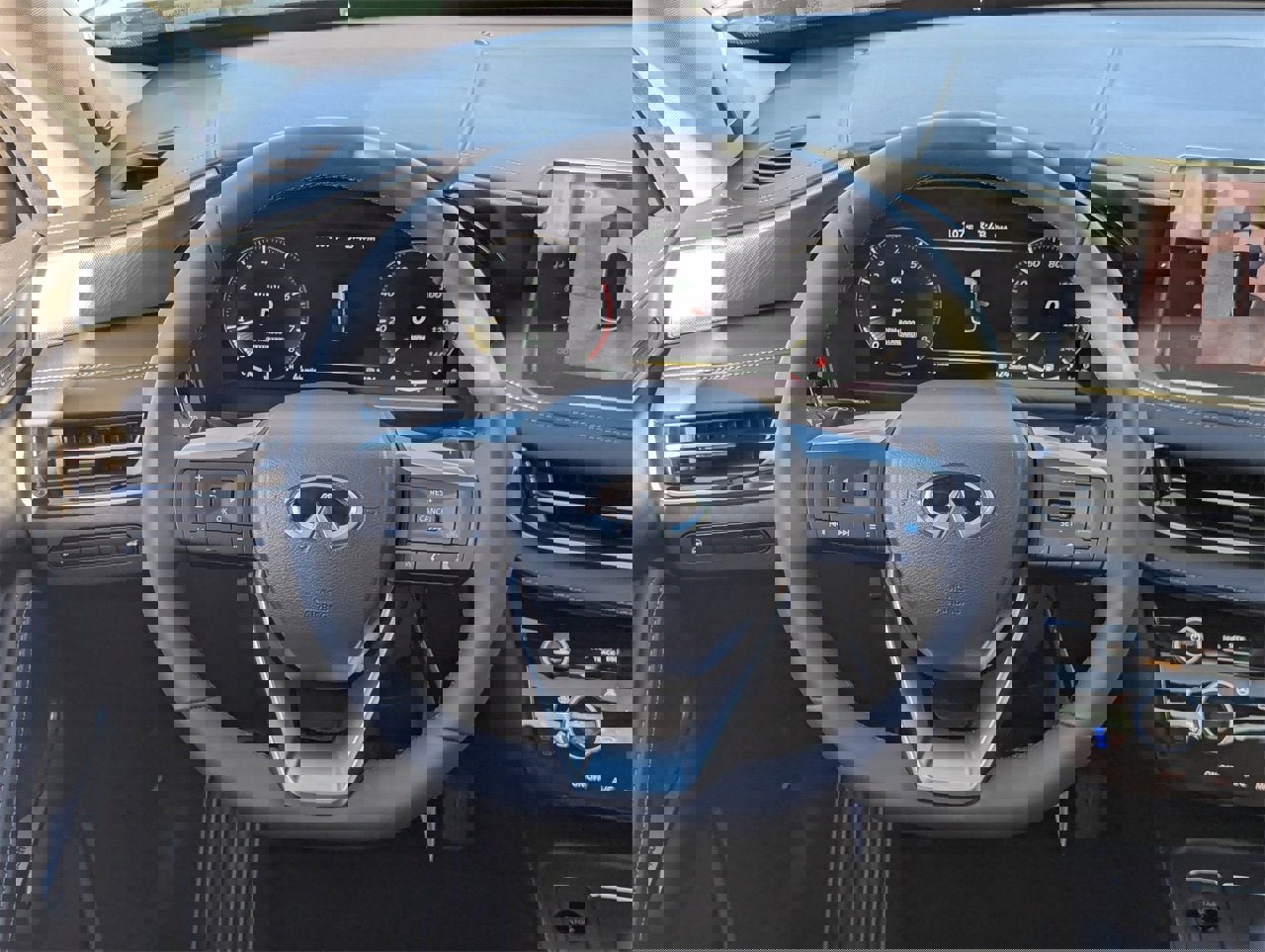 Certified 2026 INFINITI QX60 Luxe w/ Cargo Package image 25