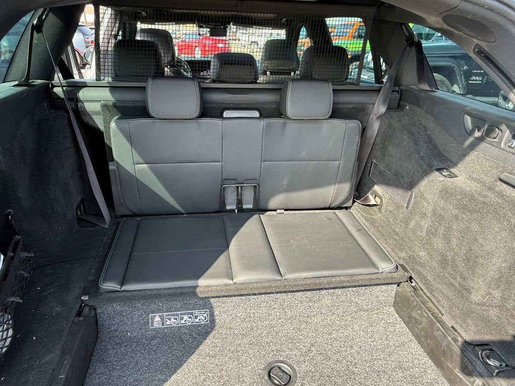 Used 2019 Mercedes-Benz E 450 4MATIC Wagon w/ Premium Package image 2