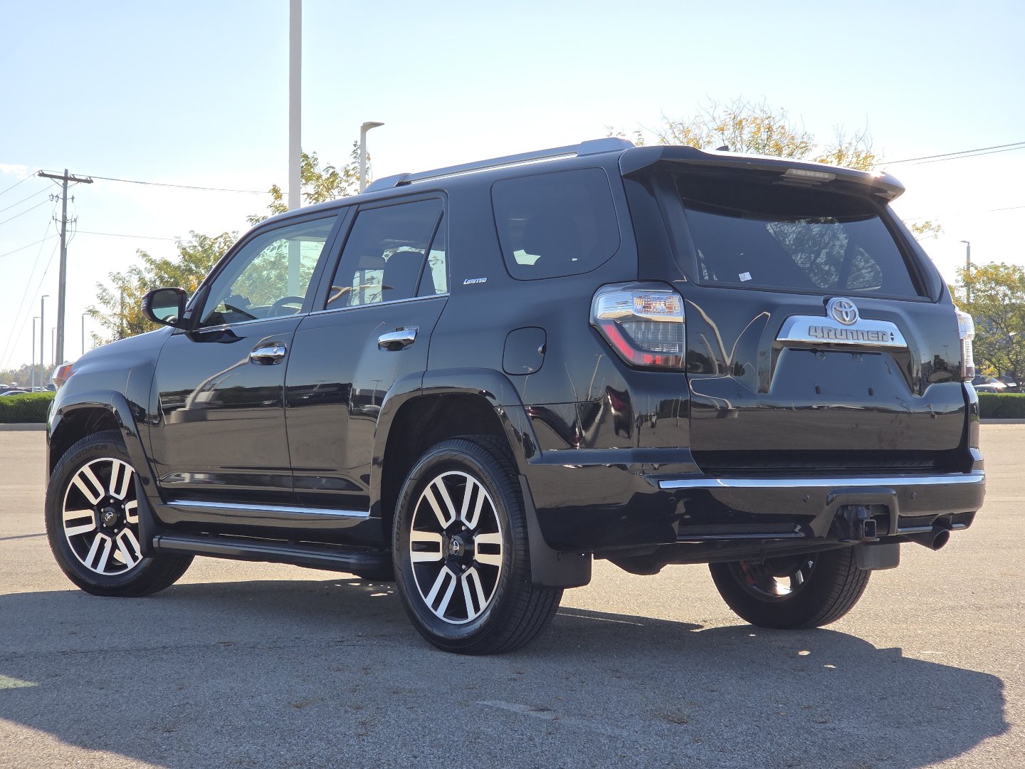 Used 2023 Toyota 4Runner Limited AWD/4WD image 15