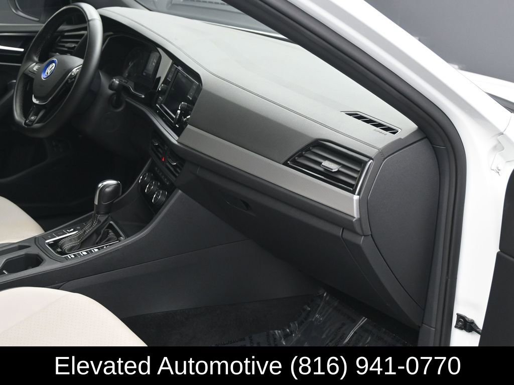 Used 2021 Volkswagen Jetta image 6