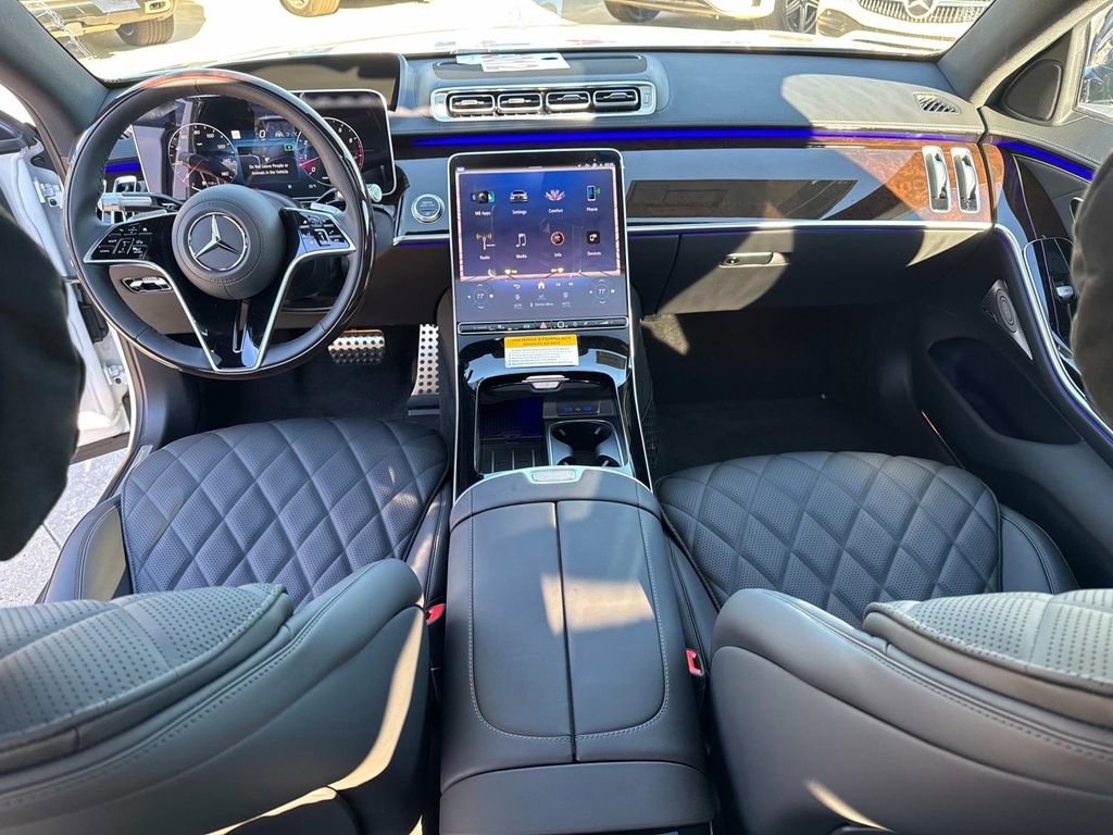 New 2025 Mercedes-Benz S 580 4MATIC Sedan image 16