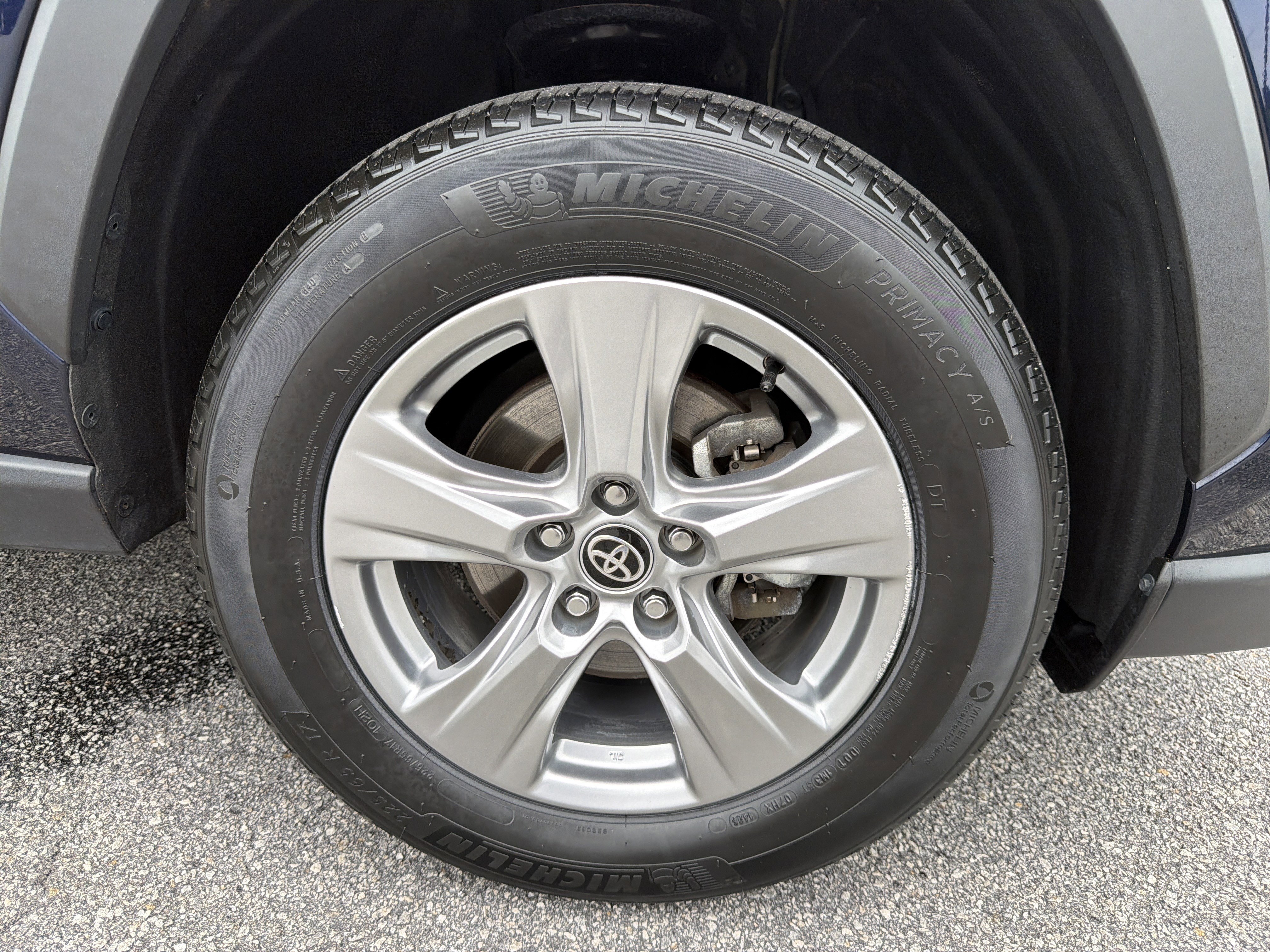 Certified 2024 Toyota RAV4 XLE AWD/4WD image 23