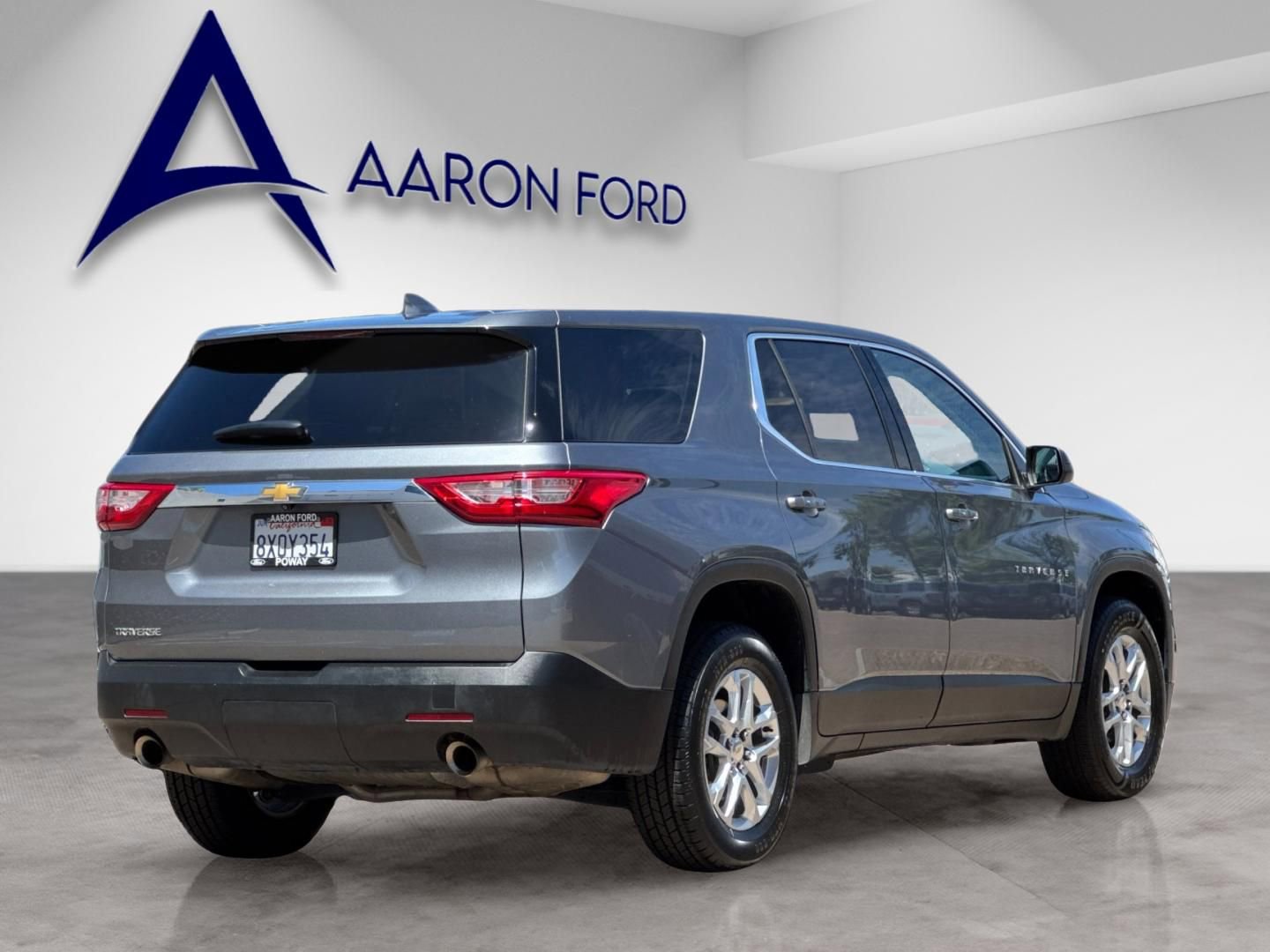 Used 2021 Chevrolet Traverse LS FWD image 6