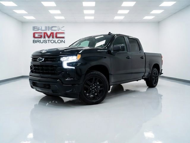 Used 2025 Chevrolet Silverado 1500 RST w/ Convenience Package II image 1