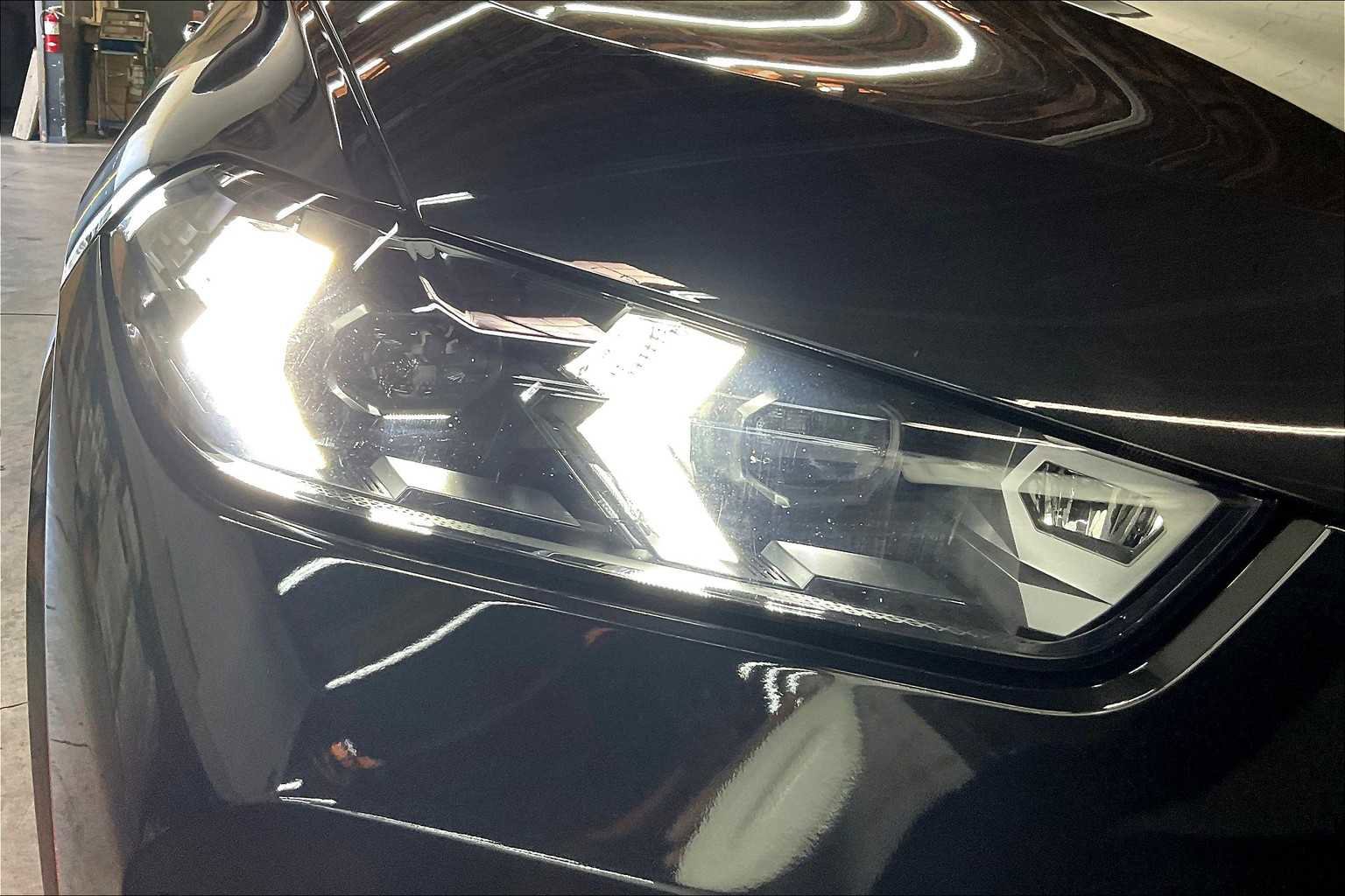 Used 2025 BMW X5 M60i w/ Executive Package image 31