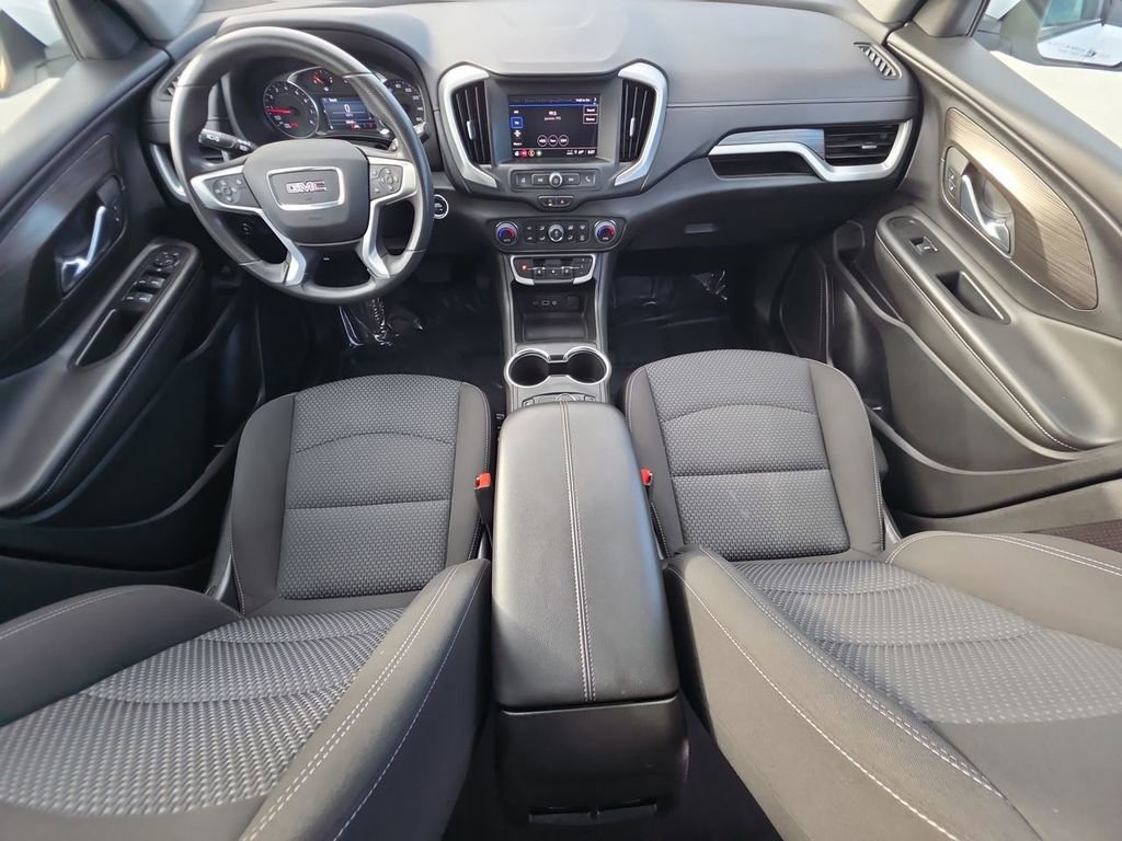 Used 2023 GMC Terrain SLE w/ Driver Convenience Package image 21