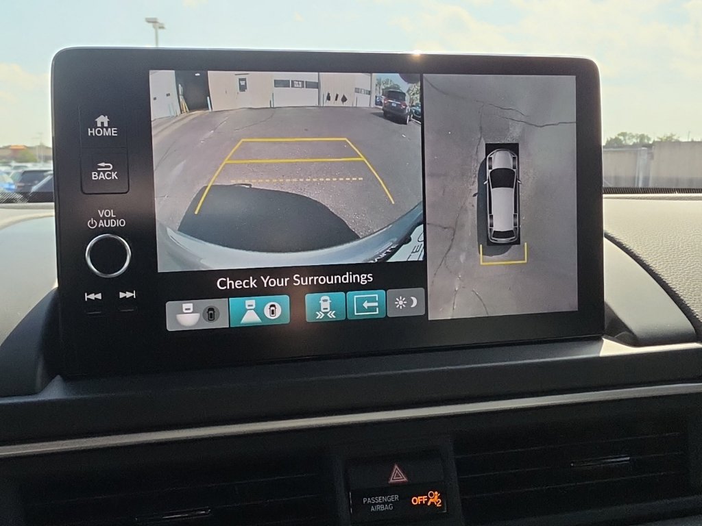Used 2025 Honda Pilot Elite image 19