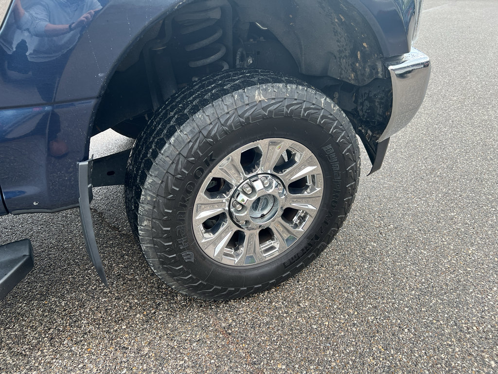 Used 2019 Ford F250 XLT w/ XLT Premium Package AWD/4WD image 10