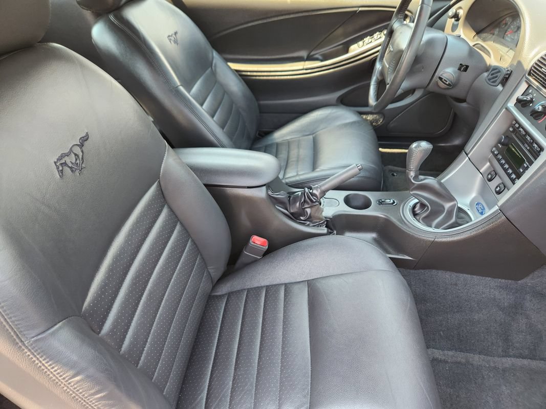 Used 2004 Ford Mustang GT RWD image 15