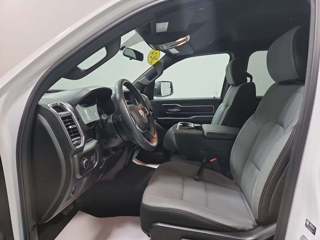 Used 2024 RAM 1500 Big Horn AWD/4WD image 2