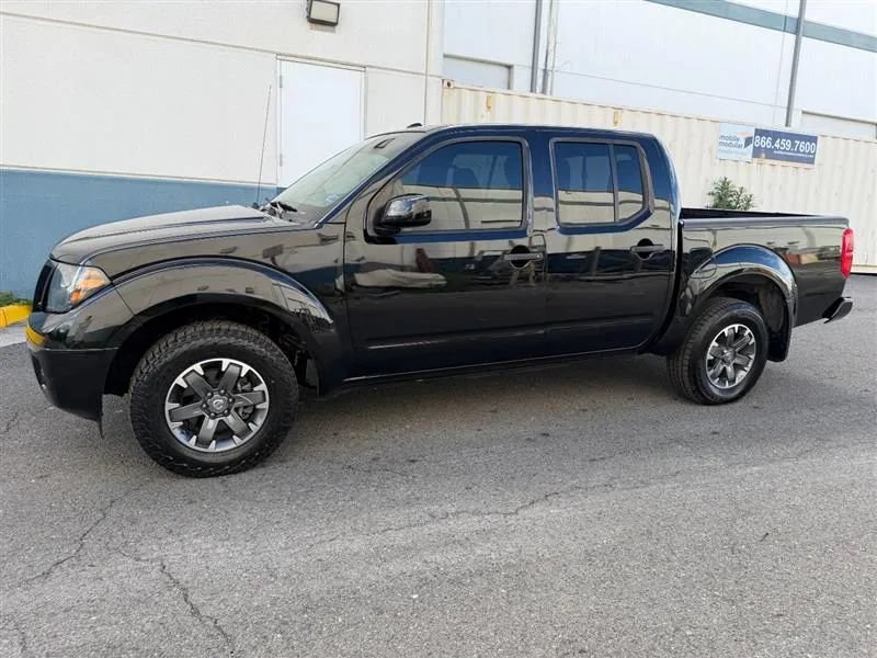 Used 2018 Nissan Frontier PRO-4X AWD/4WD image 6