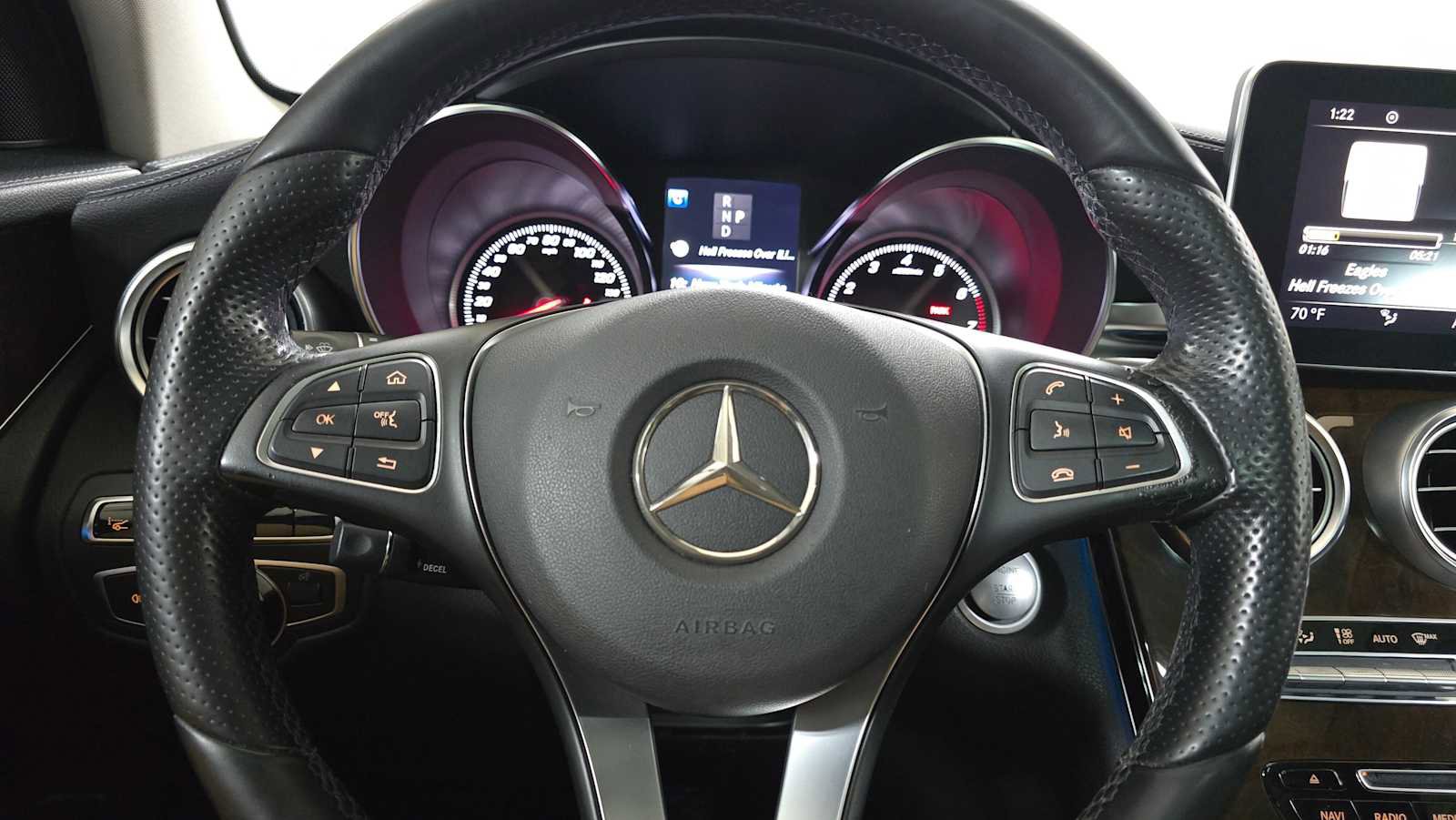 Used 2016 Mercedes-Benz GLC 300 4MATIC image 28