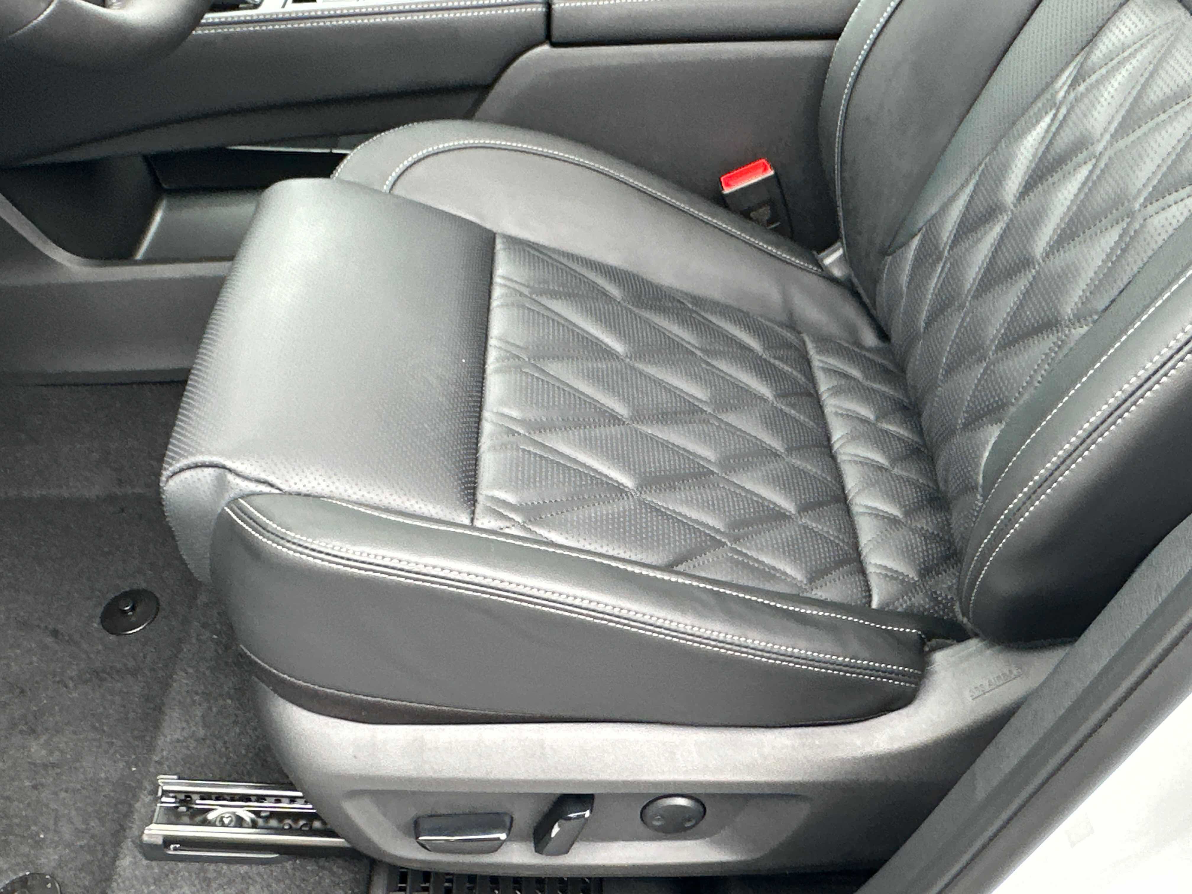 New 2026 Nissan Rogue Platinum image 25