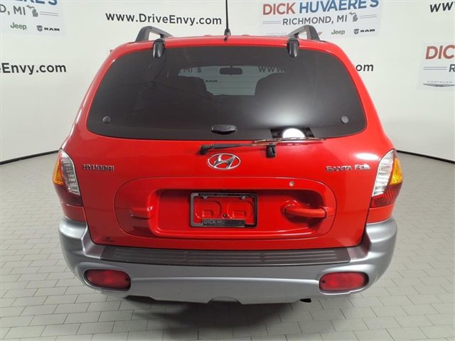Used 2004 Hyundai Santa Fe 2WD image 5