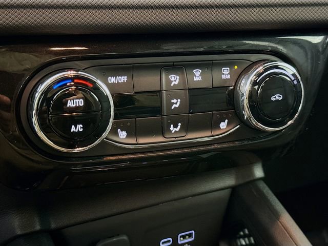 Used 2024 Chevrolet TrailBlazer RS w/ Convenience Package image 18