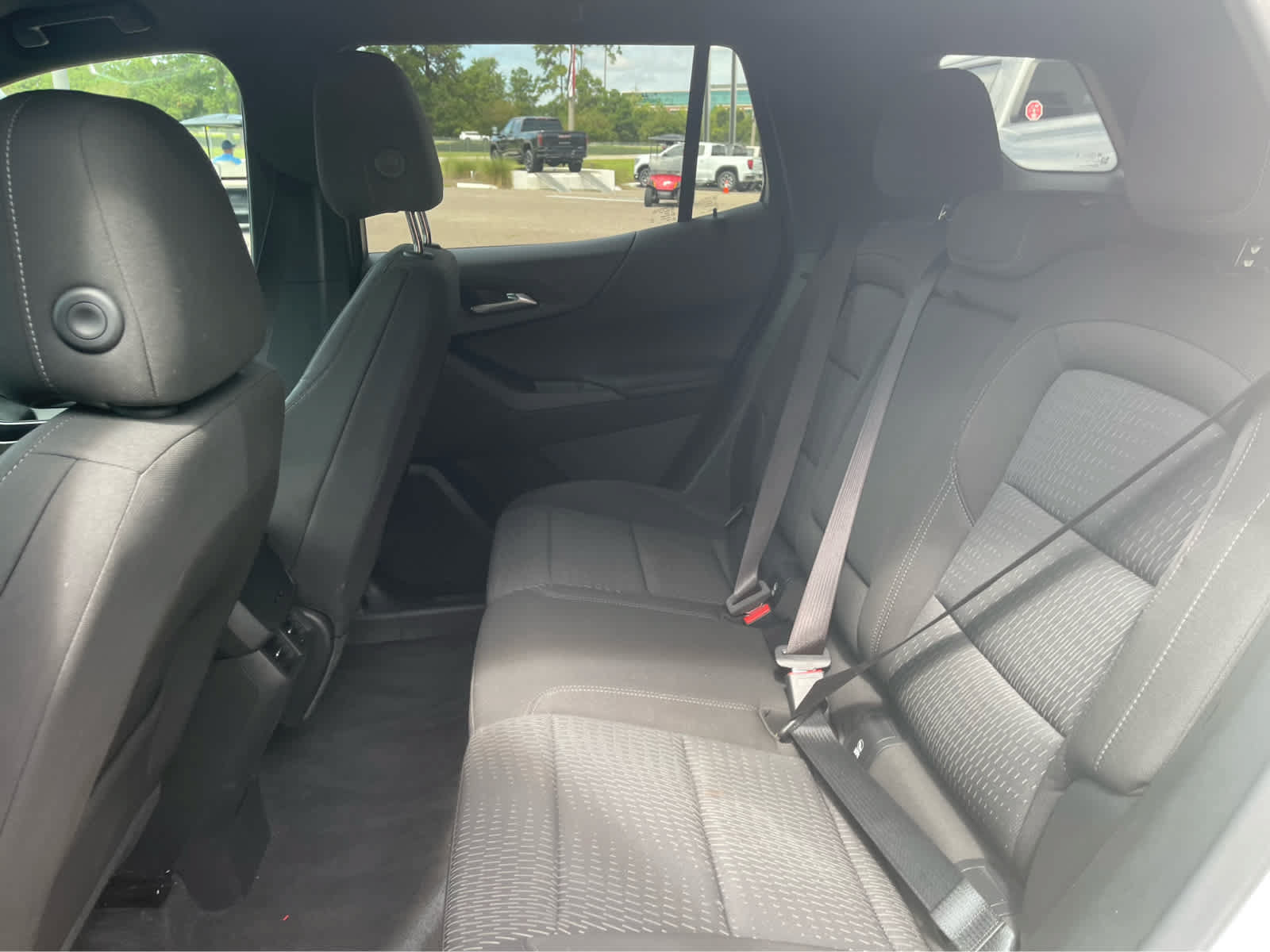 Used 2025 Chevrolet Equinox LT AWD/4WD image 21
